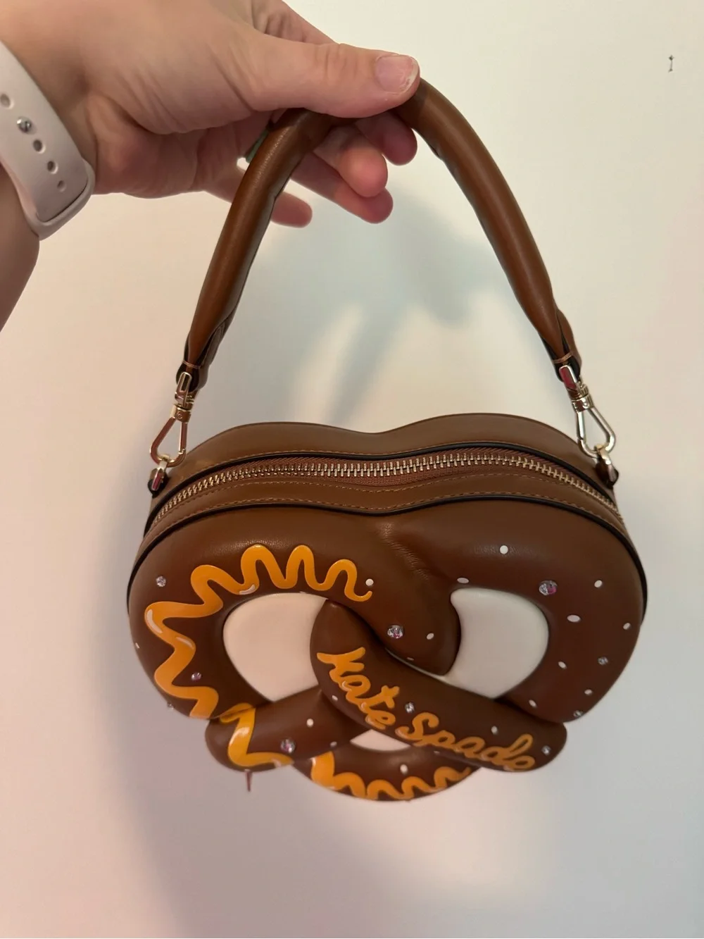 kate spade Brown & Cream Pretzel-Shaped Crossbody Bag with Mustard Packet Zipper - Picture 11 of 17
